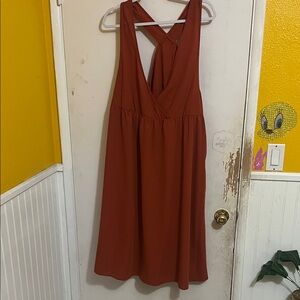 Elegant Sleeveless Rust Midi Dress